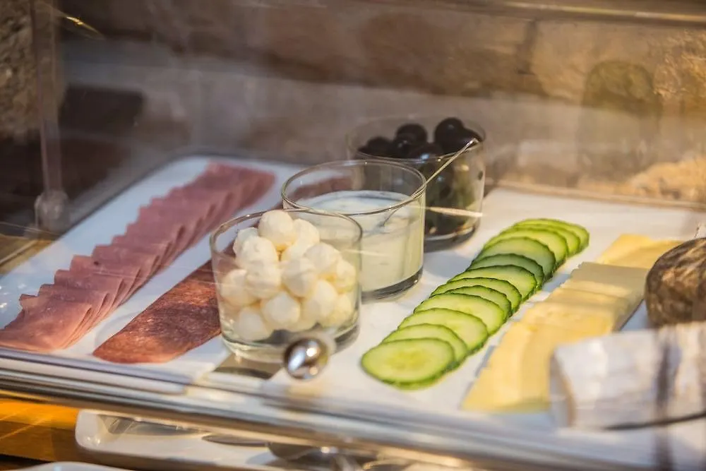 Hotel De Bellevue Paris Gare Du Nord 3*,